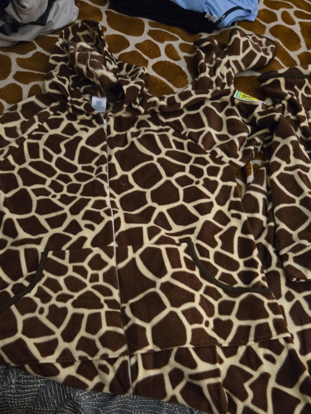 Cozy Giraffe-Print Hooded One Piece Footed Pajamas - Brown